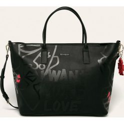Desigual - Torebka. Czarne torby damskie na zakupy Desigual, w paski, ze skóry ekologicznej, na ramię, duże, bez dodatków. W wyprzedaży za 239,90 zł.