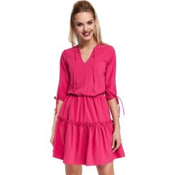 Różowa Sukienka w Stylu Boho. Czerwone sukienki boho marki Molly.pl, na co dzień, l, w jednolite wzory, z tkaniny, z dekoltem w serek, oversize. Za 139,90 zł.