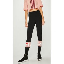 Fila - Legginsy. Czarne spodnie damskie Fila, s, z nadrukiem, z elastanu. W wyprzedaży za 139,90 zł.