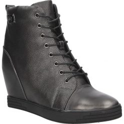 SNEAKERSY SERGIO LEONE 28332. Czarne sneakersy damskie marki Sergio Leone. Za 79,99 zł.