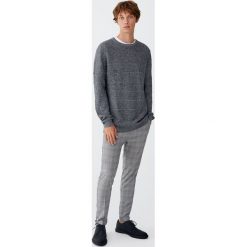 Sweter w wypukłe paski. Zielone swetry klasyczne męskie Pull&Bear, m, w paski. Za 69,90 zł.