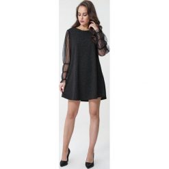 Czarna Sukienka Pineville. Czarne sukienki damskie Born2be, s, z dzianiny, klasyczne, z okrągłym kołnierzem, plisowane. Za 119,99 zł.