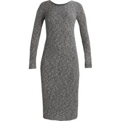 Sukienki dzianinowe: Hollister Co. BODYCON MIDI Sukienka dzianinowa grey