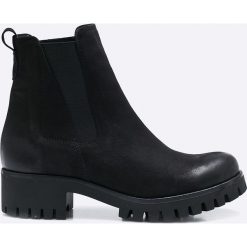 Buty zimowe damskie: CheBello – Botki