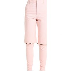 Ksenia Schnaider DEMI Jeansy Slim Fit pale pink. Różowe jeansy damskie relaxed fit marki Ksenia Schnaider, xs. W wyprzedaży za 356,70 zł.
