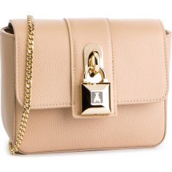 Torebka PATRIZIA PEPE - 2V8468/A4U8-B524 Camel Beige. Brązowe torebki klasyczne damskie marki Patrizia Pepe, bez wzorów, ze skóry, eleganckie, bez dodatków. Za 989,00 zł.