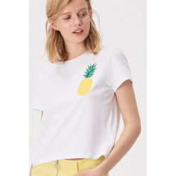 T-shirt z ananasem - Biały. Białe t-shirty damskie Sinsay, s, bez wzorów, bez kołnierzyka. Za 24,99 zł.