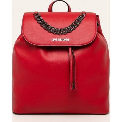 Love Moschino - Plecak. Czerwone plecaki damskie Love Moschino, w paski, ze skóry ekologicznej. W wyprzedaży za 539,90 zł.