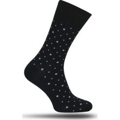 Skarpetki More - Białe Groszki - Czarne, Męskie SKMORE067051blackwhitedots. Czarne skarpetki męskie More, w grochy, z tkaniny. Za 12,90 zł.