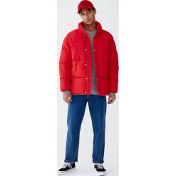 Pikowana kurtka w stylu puchowej. Szare kurtki męskie pikowane Pull&Bear, m, z puchu. Za 199,00 zł.