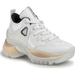 Sneakersy SEE BY CHLOÉ - SB34191A Patent 101. Białe półbuty damskie See by Chloé, ze skóry ekologicznej. Za 1419,00 zł.