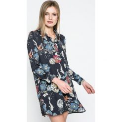 Sukienki: Kiss my dress – Sukienka