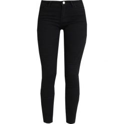Boyfriendy damskie: Miss Selfridge SOFIA Jeans Skinny Fit black