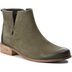 Botki CARINII - B4342 I43-000-000-C97. Zielone buty zimowe damskie marki Carinii, z nubiku. W wyprzedaży za 239,00 zł.