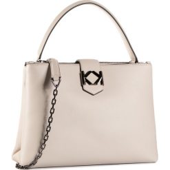 Torebka KARL LAGERFELD - 205W3076 Hazelwood. Brązowe torebki klasyczne damskie KARL LAGERFELD, bez wzorów, ze skóry, klasyczne, bez dodatków. Za 2049,00 zł.