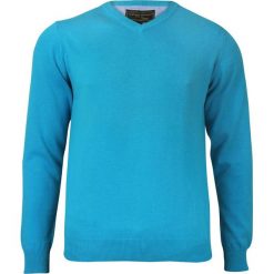 Turkusowy Sweter w Serek (V-neck) -Adriano Guinari- Klasyczny, Męski SWADGSS18enamelblue. Niebieskie swetry męskie Adriano Guinari, m, bez wzorów, z bawełny, eleganckie, z dekoltem w serek, bez kaptura. Za 99,00 zł.