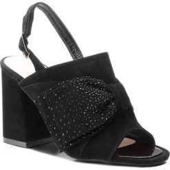 Sandały ALMA EN PENA - V18279 Suede Black. Czarne klapki damskie Alma en Pena, bez wzorów, ze skóry, bez obcasa. W wyprzedaży za 229,00 zł.