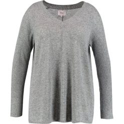 Swetry klasyczne damskie: Zizzi Sweter grey