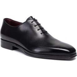 Półbuty BOSS - T-Club 50397829 10212299 01 Black 01. Czarne buty wizytowe męskie Boss, ze skóry, bez zapięcia. Za 2189,00 zł.