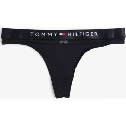 Tommy Hilfiger - Stringi damskie, niebieski. Niebieskie stringi damskie TOMMY HILFIGER, m, bez wzorów, z dżerseju. Za 79,95 zł.