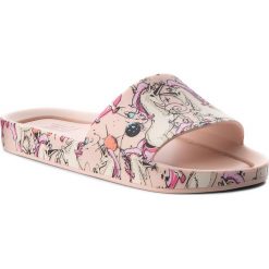 Klapki MELISSA - Mel Beach Slide 3DB Inf 32417 Pink/Beige 51430. Różowe sandały dziewczęce Melissa, z tworzywa sztucznego, bez zapięcia. W wyprzedaży za 189,00 zł.