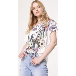 Biała Bluzka Milestone. Białe bluzki damskie Born2be, xl, bez wzorów, bez kołnierzyka, bez rękawów. W wyprzedaży za 49,99 zł.
