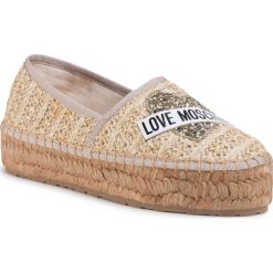 Espadryle LOVE MOSCHINO - JA10413G0AJQ0107 Naturale. Brązowe espadryle damskie Love Moschino, z aplikacjami, z tworzywa sztucznego, bez obcasa, na płaskiej podeszwie. W wyprzedaży za 749,00 zł.
