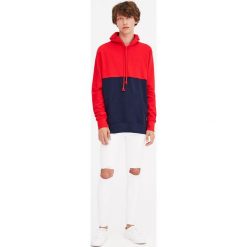 Jeansy męskie: Białe jeansy super skinny fit z dziurami