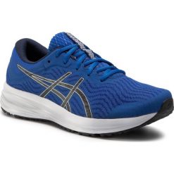 Buty ASICS - Patriot 12 1011A823 Asics Blue/Midnight 400. Niebieskie buty sportowe męskie Asics, ze skóry ekologicznej, bez zapięcia, do biegania. Za 229,00 zł.