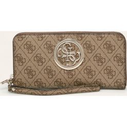 Guess Jeans - Portfel. Czarne portfele damskie Guess Jeans, z aplikacjami, z jeansu. Za 289,90 zł.