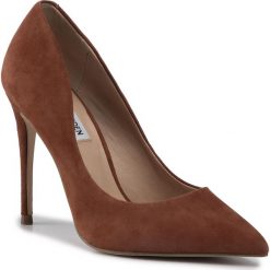 Szpilki STEVE MADDEN - Daisie SM11000040-03002-839 Chestnut Suede. Pomarańczowe półbuty damskie Steve Madden, bez wzorów, z zamszu, bez obcasa, na obcasie, bez zapięcia. Za 429,00 zł.