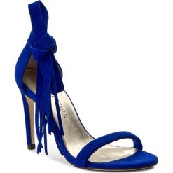Rzymianki damskie: Sandały STUART WEITZMAN – Crafty Electric Suede