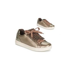 Buty Dziecko Geox J DJROCK GIRL. Różowe trampki dziewczęce Geox, bez wzorów, bez zapięcia. Za 299,00 zł.