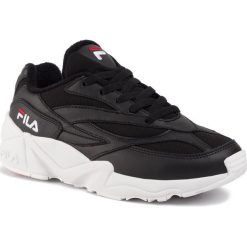 Sneakersy FILA - V94M Low Wmn 1010599.25Y Black. Czarne półbuty damskie Fila, bez wzorów, ze skóry, bez obcasa, na płaskiej podeszwie, bez zapięcia. W wyprzedaży za 249,00 zł.