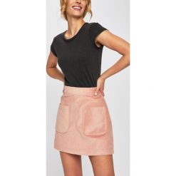 Noisy May - Spódnica. Różowe spódniczki damskie marki Noisy May, s, bez wzorów, z bawełny, mini, rozkloszowane. Za 149,90 zł.
