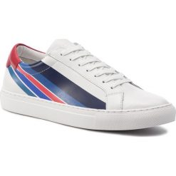 Sneakersy KAZAR - Denisom 39804-01-48 White/Navy. Białe sneakersy męskie Kazar, na co dzień, w paski, ze skóry, klasyczne, z paskami. Za 449,00 zł.