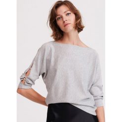 Sweter z wycięciami na rękawach - Szary. Szare swetry damskie Reserved, s, bez wzorów, bez rękawów, bez kaptura. Za 59,99 zł.