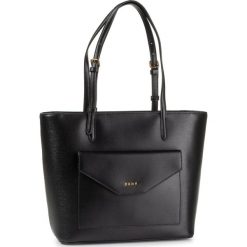 Torebka DKNY - Alexa Tote R94A3F28 Blk/Gold BGD. Czarne torebki klasyczne damskie DKNY, bez wzorów, ze skóry, klasyczne, bez dodatków. Za 1199,00 zł.