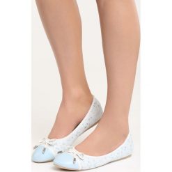 Niebieskie Balerinki One Desire. Niebieskie baleriny damskie Born2be, bez wzorów, ze skóry, bez obcasa, na płaskiej podeszwie. Za 29,99 zł.
