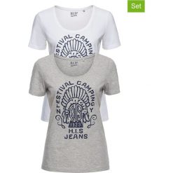 Koszulki (2 szt.) w kolorze szarym i białym. Szare t-shirty damskie H.I.S, xs, z nadrukiem, z bawełny, z okrągłym kołnierzem. W wyprzedaży za 73,95 zł.