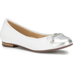 Buty damskie. Szare baleriny damskie Wittchen, ze skóry. W wyprzedaży za 242,91 zł.