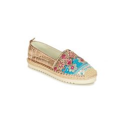 Espadryle Refresh 69777. Żółte espadryle damskie Refresh, bez wzorów, bez obcasa. W wyprzedaży za 159,20 zł.