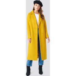 NA-KD Dwurzędowy płaszcz - Yellow. Żółte płaszcze damskie NA-KD, bez wzorów. Za 364,95 zł.