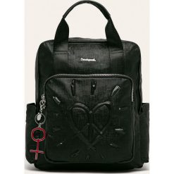 Desigual - Plecak. Czarne plecaki damskie Desigual, z nadrukiem, z bawełny. W wyprzedaży za 239,90 zł.
