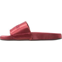 Klapki damskie: Ivy Park HIGH SHINE SLIDER Klapki russet
