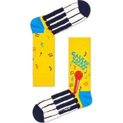 Happy Socks - Skarpetki x Queen Bohemian Rhapsody. Żółte skarpetki damskie Happy Socks, bez wzorów, z elastanu. W wyprzedaży za 49,90 zł.