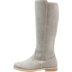 Pier One Kozaki dark gray. Szare buty zimowe damskie Pier One, z materiału. W wyprzedaży za 209,50 zł.