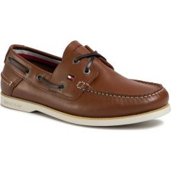 Półbuty TOMMY HILFIGER - Classic Leather Boatshoe FM0FM02735 Natural Cognac GTU. Pomarańczowe półbuty męskie TOMMY HILFIGER, na co dzień, bez wzorów, ze skóry, bez zapięcia. W wyprzedaży za 379,00 zł.