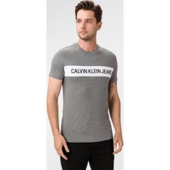 Calvin Klein Koszulka Szary. Szare podkoszulki męskie Calvin Klein, s, bez wzorów, z bawełny, z krótkim rękawem. Za 204,95 zł.