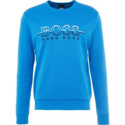 BOSS ATHLEISURE SALBO Bluza bright blue. Niebieskie bluzy męskie marki BOSS Athleisure, s, bez wzorów, z bawełny, bez kołnierzyka, bez rękawów, bez kaptura. Za 539,00 zł.